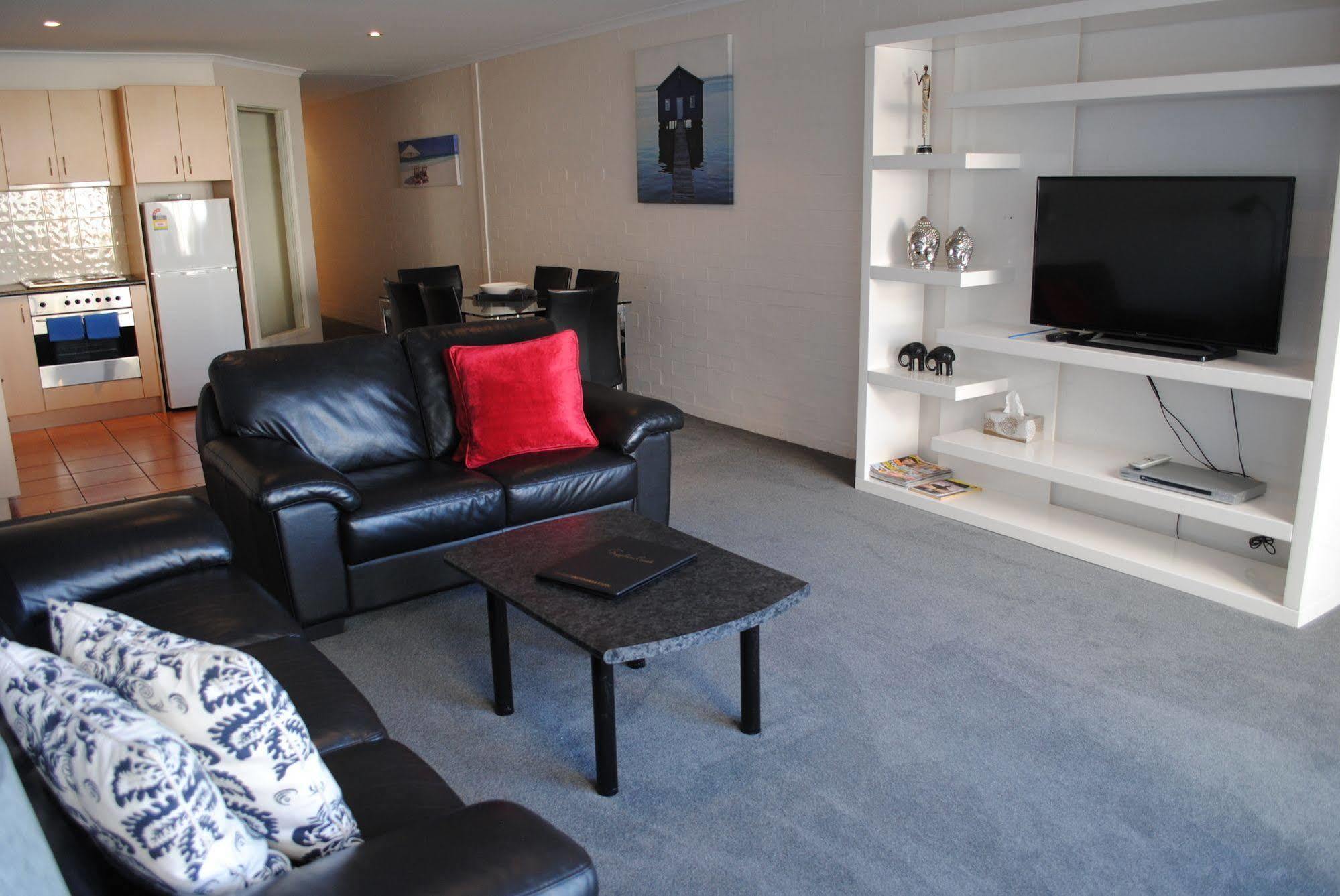 Crown Apartments Merimbula Exterior photo